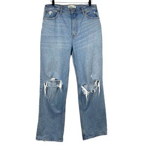 Abercrombie & Fitch The '90s High Rise Relaxed Jean in Light Ripped Wash Size 31